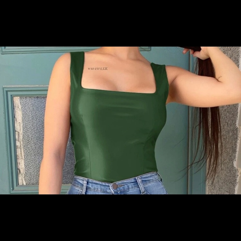 Women top